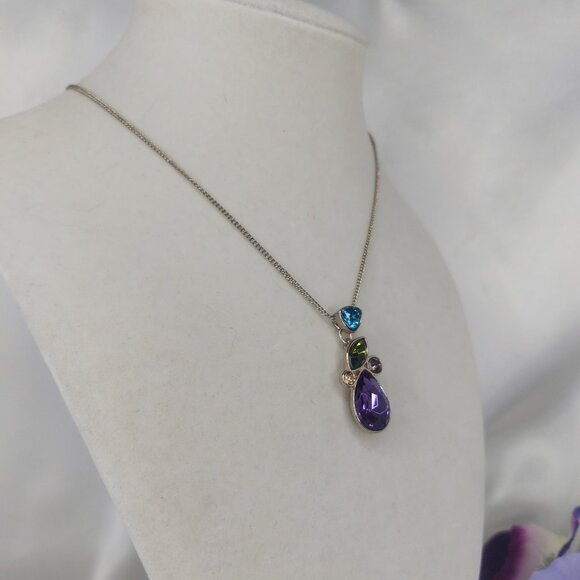 AVON Necklace Purple Pendant Gold Tone Rhinestones Colorful 18'' Vintage - Picture 10 of 10